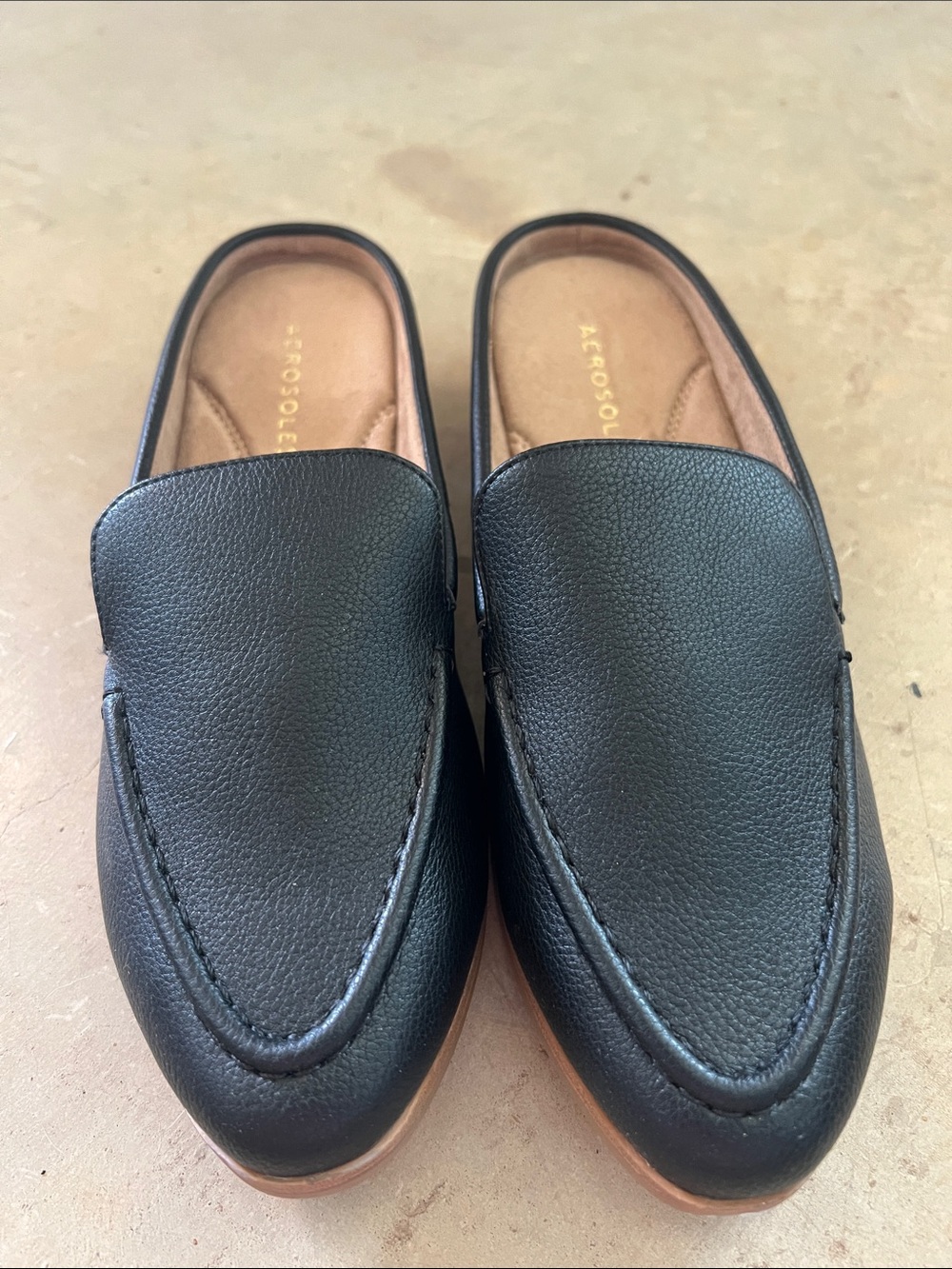 AEROSOLES Black Slip-On Driving Loafers